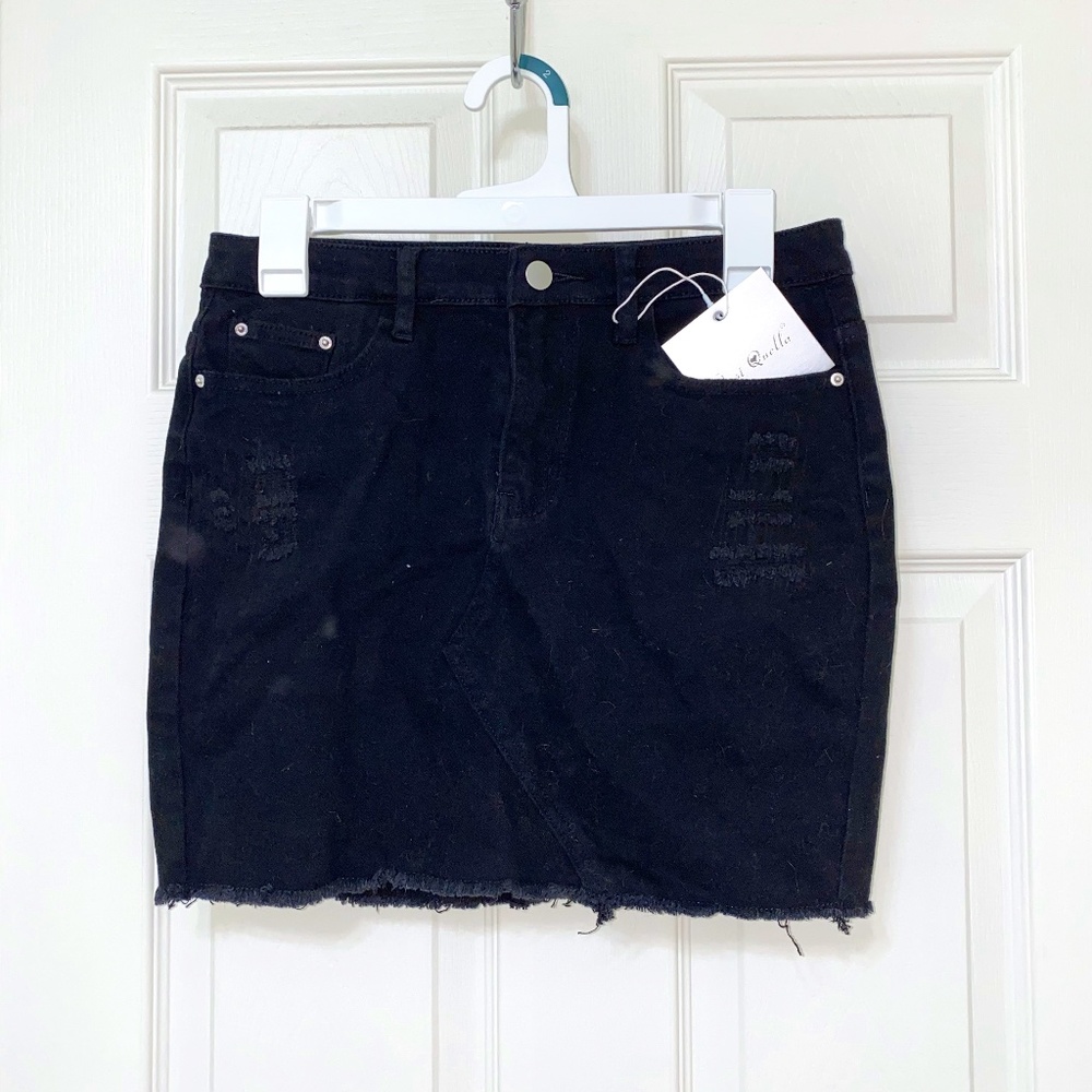 Amazon Black Mini Skirt